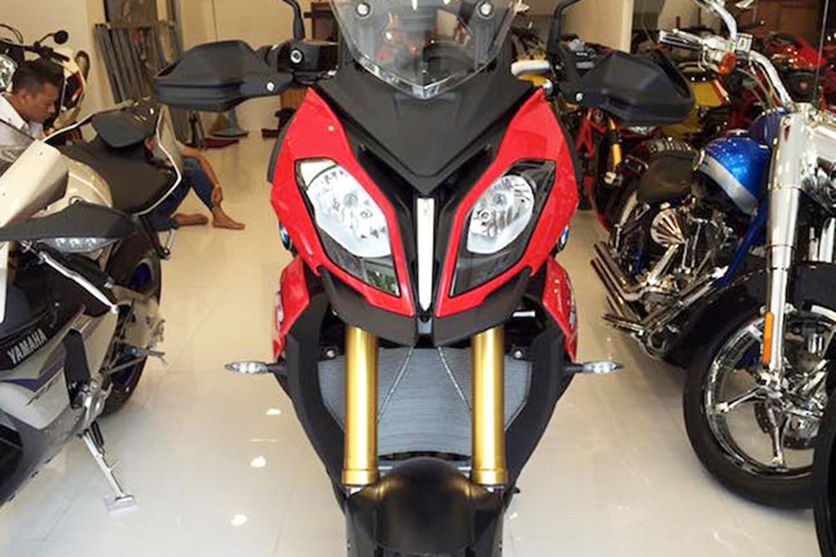 Soi BMW S1000XR co gia ban gan 800 trieu tai VN-Hinh-3